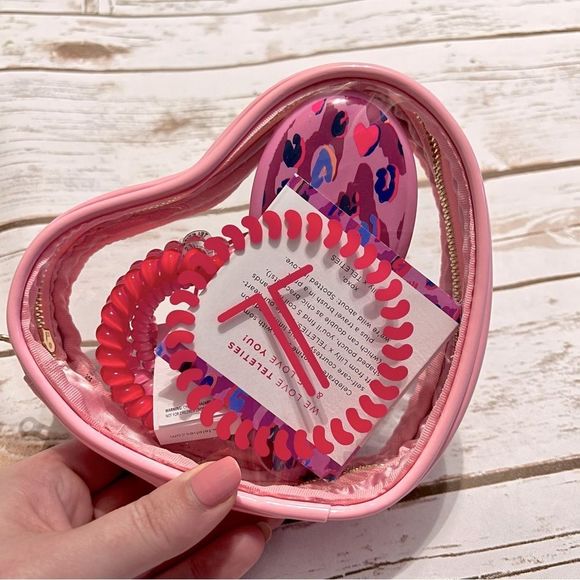 Lilly Pulitzer Accessories - Lilly Pulitzer x Teleties 3 Piece Set